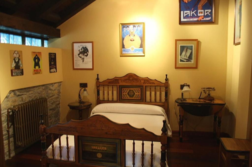 Hotel Casona El Gurugu Luarca Esterno foto