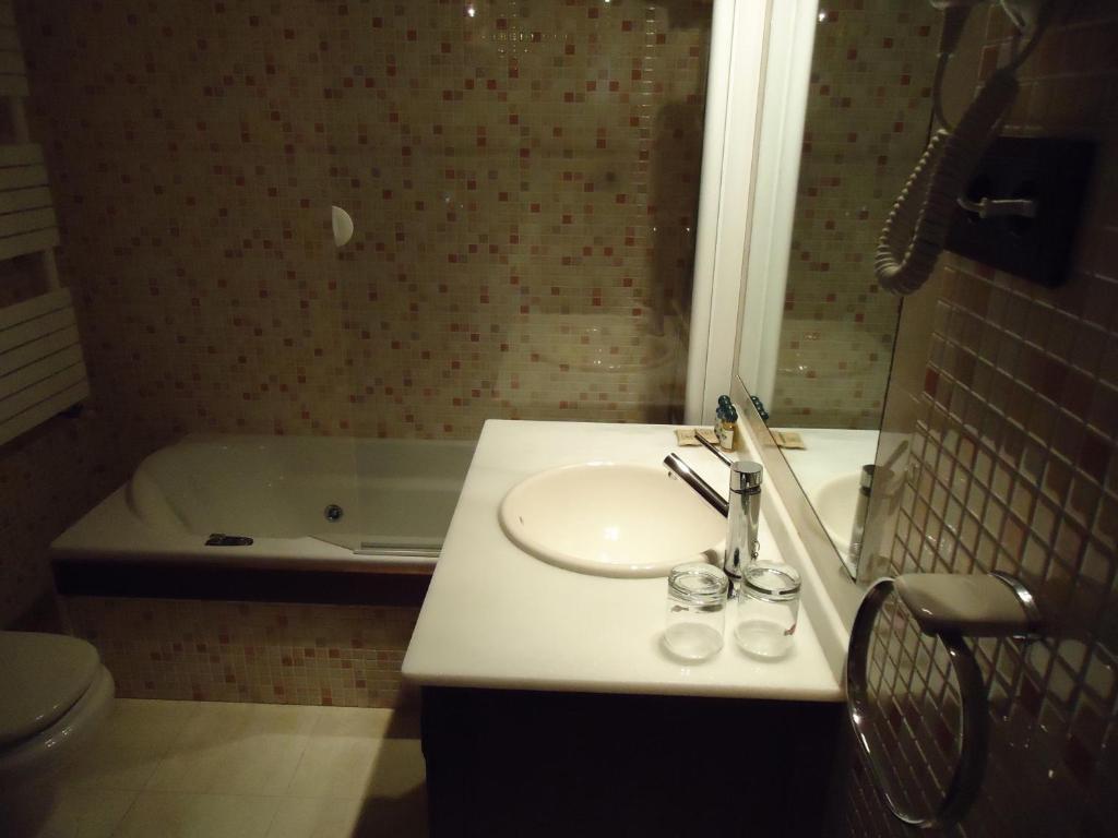 Hotel Casona El Gurugu Luarca Camera foto